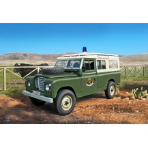 LAND ROVER SERIES III 109 "GUARDIA CIVIL", 1/35  C/ CALCAS ESPAÑOLAS