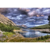 LAGO MEDIVINA-CANADA (HDR)