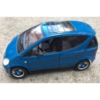 MERCEDES BENZ A-CLASS 140, 1/18 AZUL