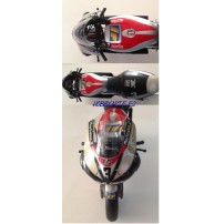 APRILIA RSV250 MARCO MELANDRI, 1/12