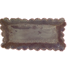 BANDEJA RECTANGULAR AZUL CON BORDADO  (26,5X23,5 CM)