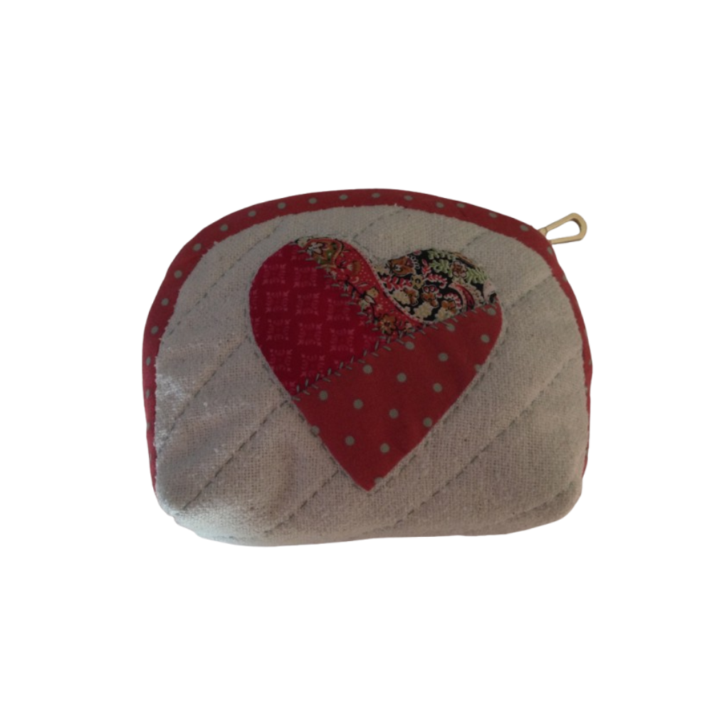 BOLSO CON CORAZON CENTRAL CONCREMALLERA  ( 16X12 CM)