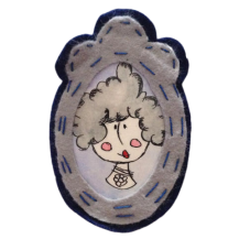 BROCHE OVALADO GRIS CON BORDE AZUL  (5,5X8,5 CM)