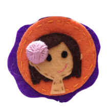 BROCHE CON ONDAS LILAS  (DIAM. 7,5 CM)