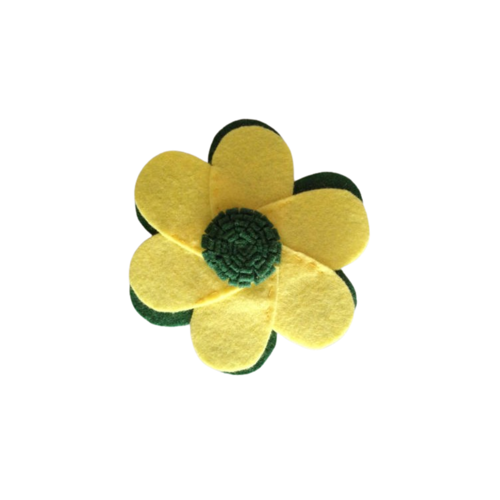 BROCHE CON FLOR AMARILLA Y VERDE  (DIAM.10,5 CM)