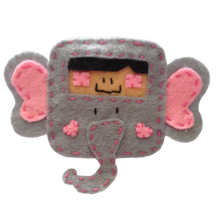 BROCHE ELEFANTE GRIS  (10,5X8 CM)