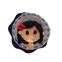 BROCHE ONDAS PURPURA  (DIAM. 7,5 CM)