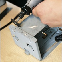 SERIE 400, TALADRO DIGITAL CON ALARGADOR FLEXIBLE Y ACCESORIOS