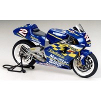 SUZUKI 500 RGV GAMMA´00 1/12