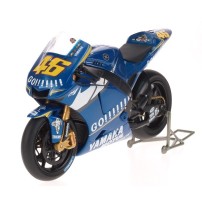 YAMAHA YZR M1 -VALENTINO ROSSI (2005) NUMERO 46,  1/18